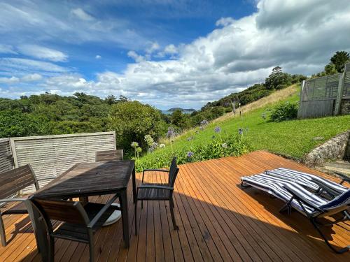 Fotografie z fotogalerie ubytování Pohutukawa Coastal Chalets v destinaci Coromandel Town