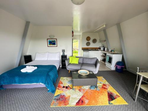 Fotografie z fotogalerie ubytování Pohutukawa Coastal Chalets v destinaci Coromandel Town