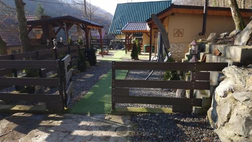 Photo de la galerie de l'établissement Cabana Moroșanca-Peștiș, à Peştiş