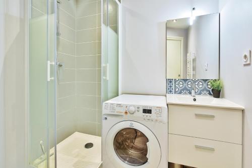 Koupelna v ubytování Appartement L’Élégant - Idéalement Situé