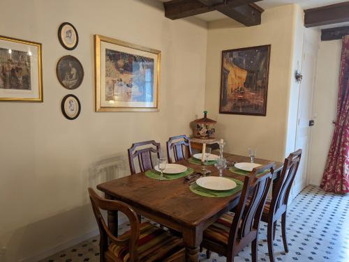 Impeccable 3-Bed House in Abzac – Photos 2