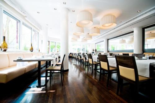 Εστιατόριο ή άλλο μέρος για φαγητό στο Bristol Hotel - Frankfurt City - Central Station