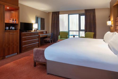 Crewe Hall Hotel & Spa - Cheshireにあるベッド