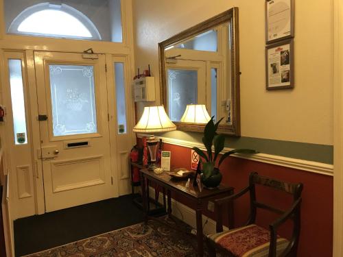 Gambar di galeri bagi The Bowden Lodge di Southport