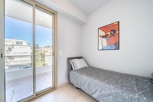 Palm beach- Free Wifi- Parking- Sea View