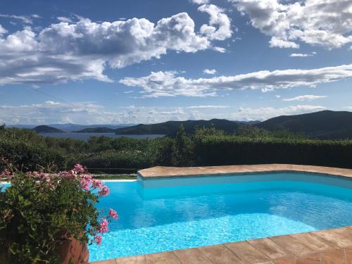 Villa Palmaiola Garden, Pool and Sea View