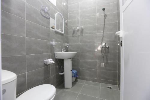 Ванная комната в Velasquez apartment