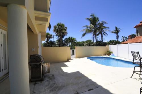 Gallery image of Pelican Perch-Four bedroom heated pool oceanfront home in Melbourne Beach