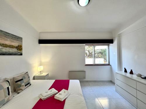 Katil atau katil-katil dalam bilik di Vilamoura Blue Lagoon With Pool by Homing