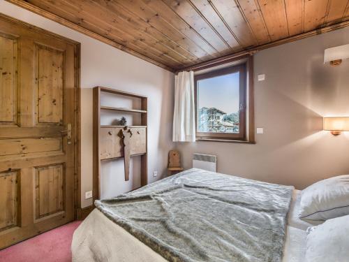 Photo de la galerie de l'établissement Appartement 2 chambres avec balcon, proche télécabine Jaillet et Palais Sports, garage, Wi-Fi, ascenseur - FR-1-453-45, à Megève