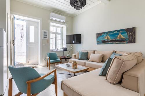 Helios Lovely Apartment