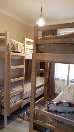  Karen’s home -  Room  picture :    Minibar    Kitchenette    Balcony                