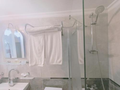 Koupelna v ubytování Ceylan Hotel