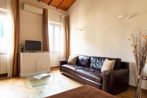 Modern & Bright in Oltrarno, Steps to Boboli & Pitti