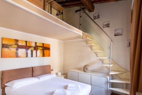 Modern & Bright in Oltrarno, Steps to Boboli & Pitti
