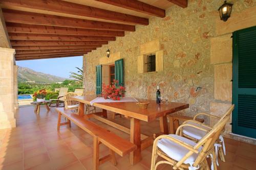 Catalunya Casas Charming villa with pool walking distance to beach!