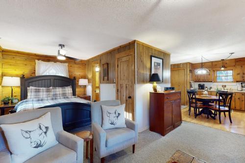 Foxtail Cabin – Photos 2
