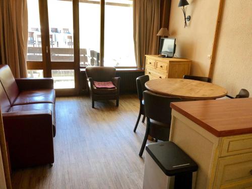 Studio Luxe à Tignes, ski aux pieds, balcon, TV - FR-1-449-87
