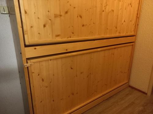 Studio avec balcon et wifi à 500m des pistes
