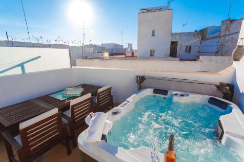 Φωτογραφία από το άλμπουμ του Atico & Jacuzzi CRUZ by Cadiz4Rentals σε Κάδιθ