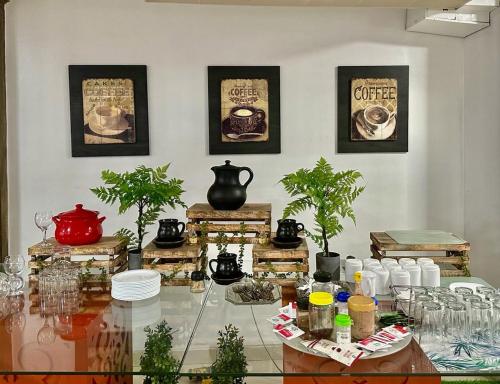 Jídlo v hotelu nebo okolí