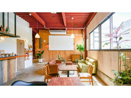 Area soggiorno di fan! -ABURATSU- Sports Bar & HOSTEL - Vacation STAY 78445v