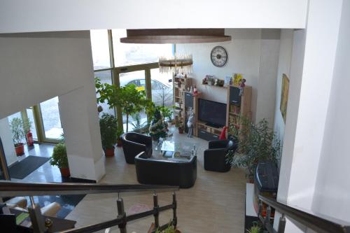 Ruang duduk di Live Tulcea Hotel