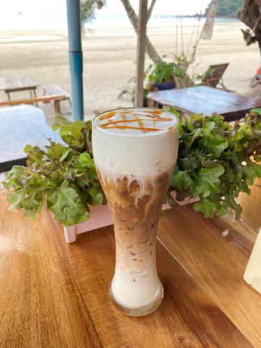 Makanan di atau berdekatan resort