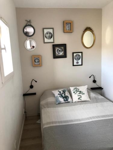 Posteľ alebo postele v izbe v ubytovaní Appartement Sainte-Maxime