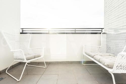 Stylish apartments with balcony & parking near the beach by REMS