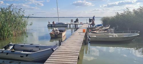 Gallery image of Eldoradó Fogadó és Kemping in Vonyarcvashegy