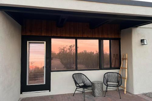 Sunrock on 8 Acres – Photos 2