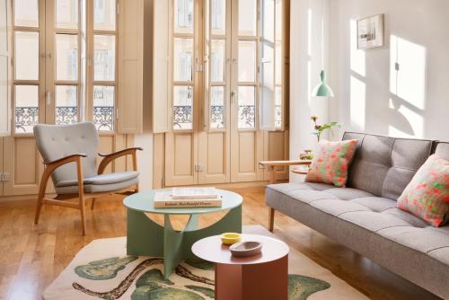 Halcyon Days designer apartments by Ana Locking photo 50