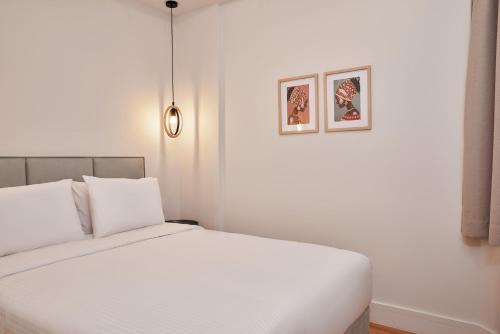 Urban Heights 3BD Apt, next to Hilton