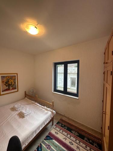 Postel nebo postele na pokoji v ubytování House with front garden and amazing view