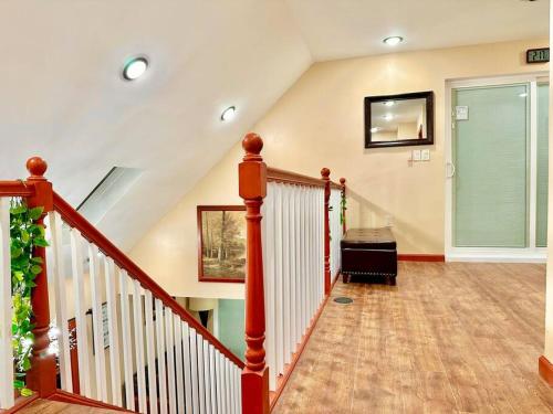 Galería fotográfica de Chic Chalet River Views & Access en Montague