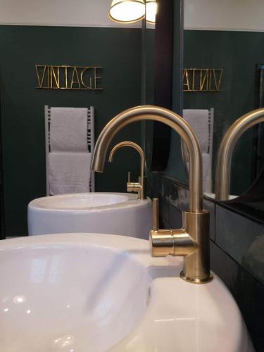 Un baño de R & R BERGERAC