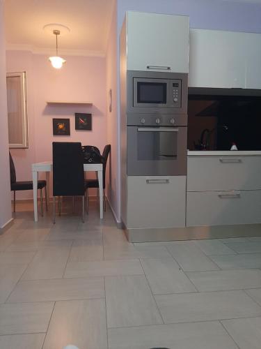 Kuhinja ili čajna kuhinja u objektu Apartament
