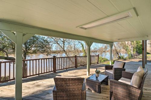 NicolausにあるStunning Nicolaus Getaway on Feather River!のギャラリーの写真