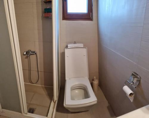 A bathroom at Silver Cape Raches on the sea