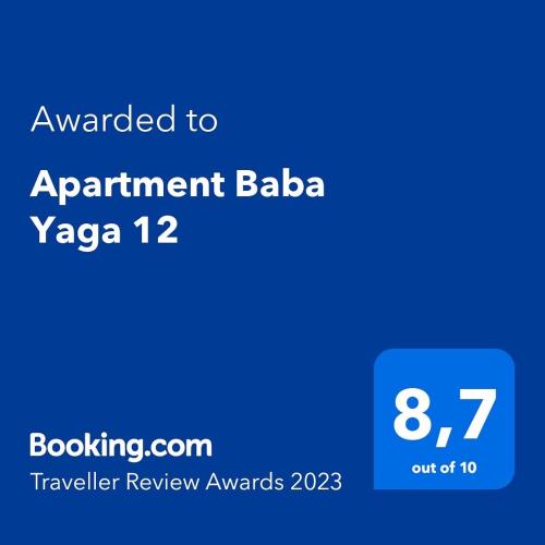 Apartment Baba Yaga 12に飾ってある許可証、賞状、看板またはその他の書類