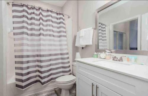 RELAXING & Cozy Unit with king bed – Photos 2