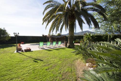 Taman di luar Catalunya Casas Incredible secluded villa, just 11km from Beach!
