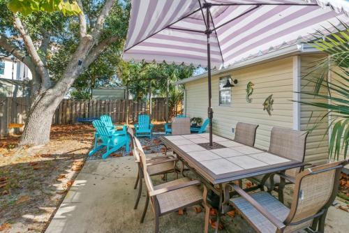 Fanta Sea - Private Seasonal Hot Tub, Game Room, Walk to Beach, Pets OK, & More! photo 49