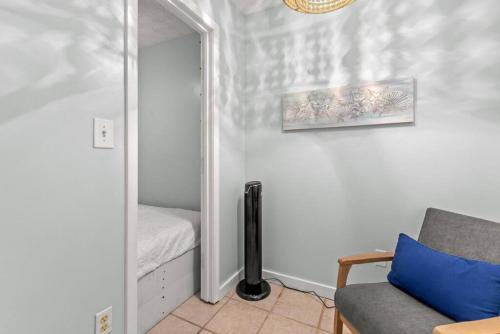 Fanta Sea - Private Seasonal Hot Tub, Game Room, Walk to Beach, Pets OK, & More! photo 32