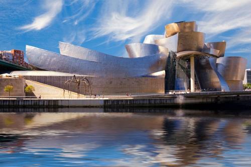 a view of the sydney opera house from the water at Apartamento Portugalete Gran Bilbao 3 dormitorios - 3 bedrooms in Portugalete