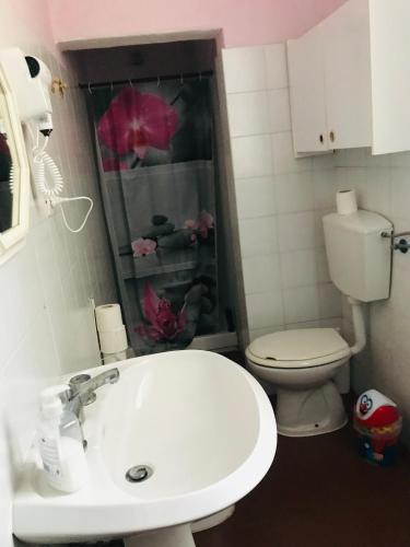 Koupelna v ubytování Affittacamere LA MUSA