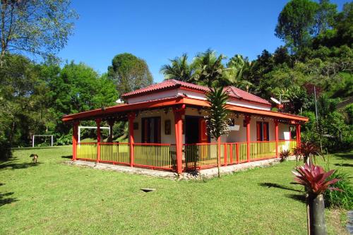 Сад в CASA DE CAMPO VILLA OLI!! - Un paraiso natural en la ciudad