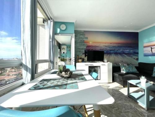 Traumhafte Wohnung mit Panoramablick und Pool by CASAS COCODRILO