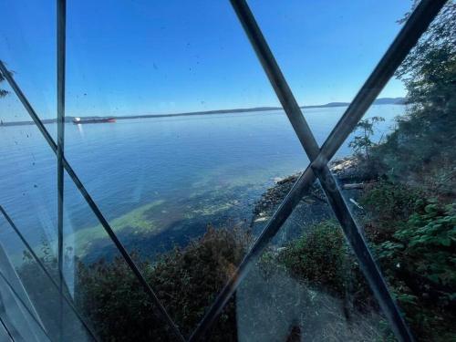 Gallery image of Vancouver Castle Waterfront with hot tub beach downtown in Chemainus
